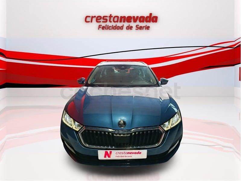 Usado Skoda Octavia Ambition 150 CV (110 kW) 2021 Azul Berlina