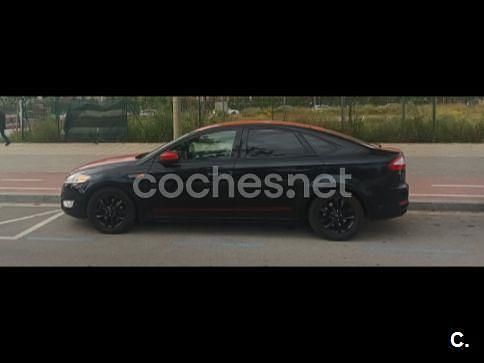 Negro Usado 2010 Ford Mondeo Trend Berlina | 2300 € (Super precio) - Imagen 1/1