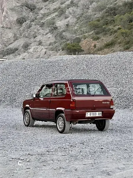 Usado Fiat Panda S 46 CV (33 kW) 1992 Granate Berlina