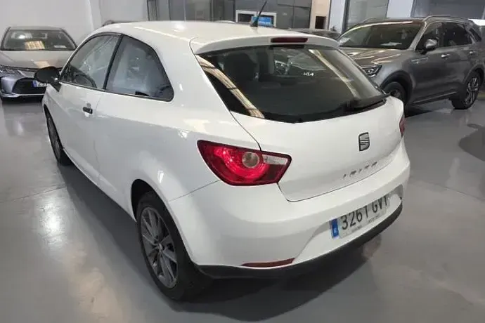 Usado Seat Ibiza Reference 80 CV (58 kW) 2010 Utilitario
