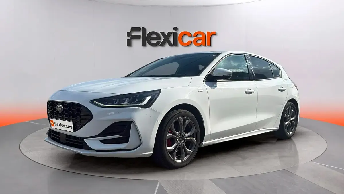 Usado Ford Focus ST-Line 125 CV (91 kW) 2022 Blanco Berlina