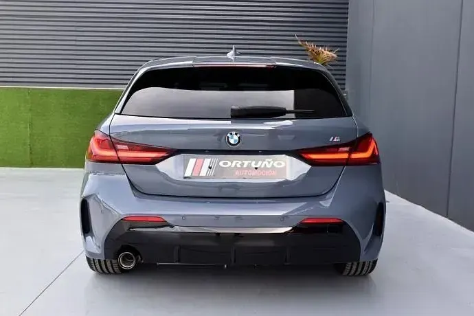 Usado BMW 116 Shadowline 116 CV (85 kW) 2021 Utilitario