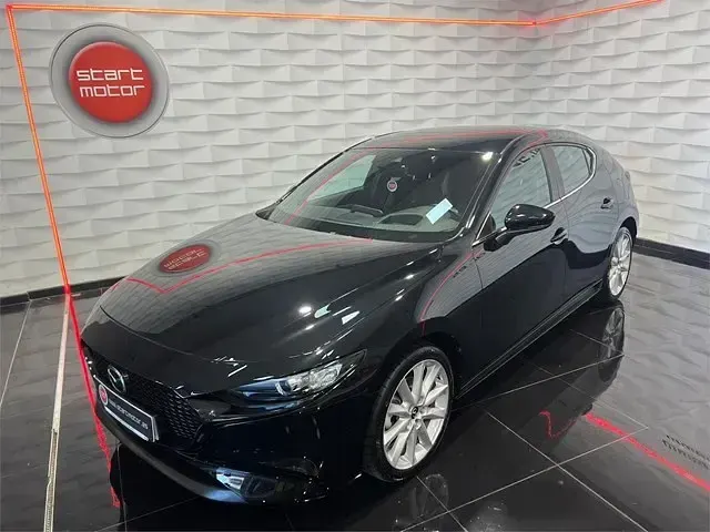 Usado Mazda 3 Sky 122 CV (89 kW) 2023 Negro Berlina