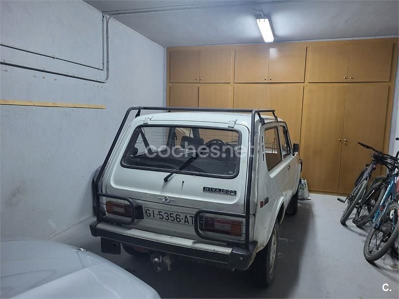 Blanco Usado 1994 Lada niva SUV | 2300 € - Imagen 1/4
