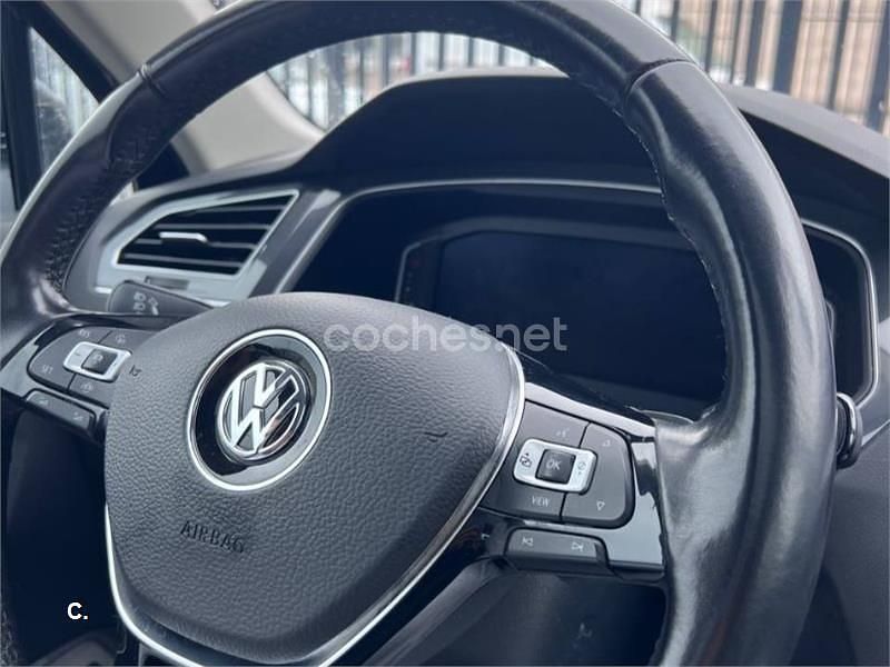 Usado VW Tiguan R-line 150 CV (110 kW) 2019 Negro SUV