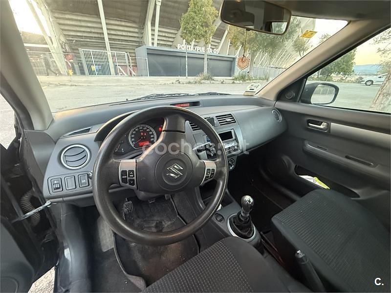Usado Suzuki Swift GL 69 CV (50 kW) 2006 Negro Utilitario