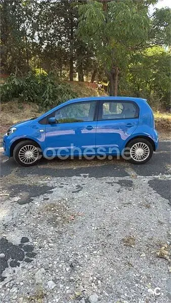 Usado VW up! move up! 75 CV (55 kW) 2014 Azul Utilitario