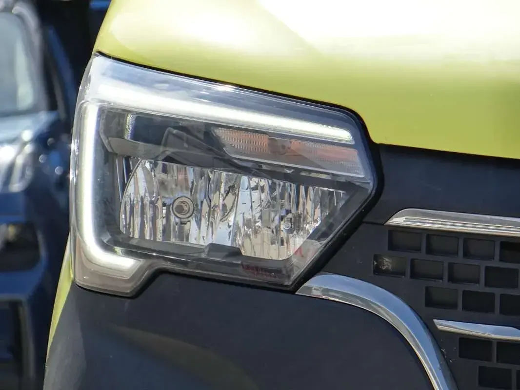 Usado Renault Master R.S. 145 CV (106 kW) 2021 Verde Monovolumen