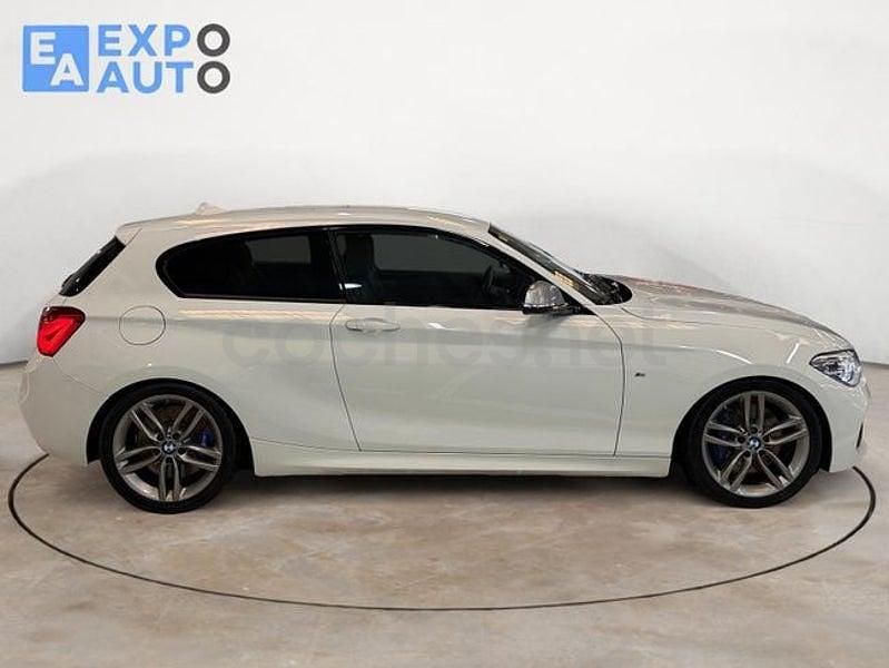 Usado BMW 125 Comfort Edition 218 HP (160 kW) 2015 Branco Citadino