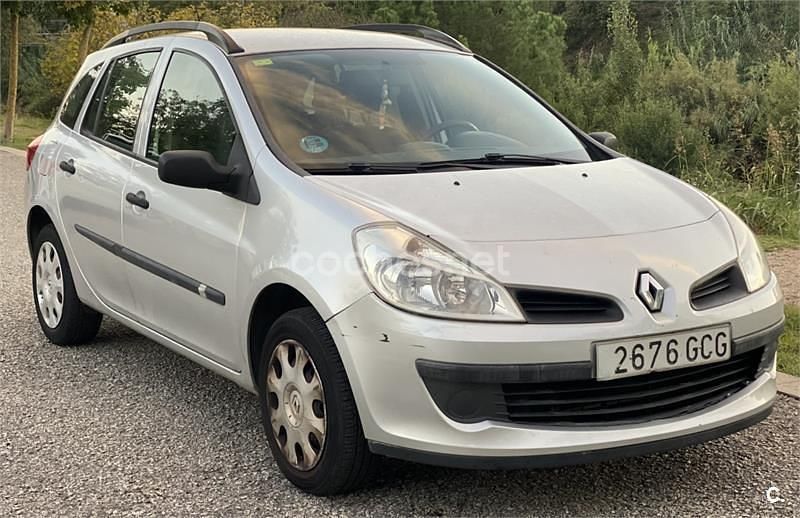 Gris / plata Usado 2008 Renault Clio GrandTour Authentique Familiar | 4500 € (Precio justo) - Imagen 1/4