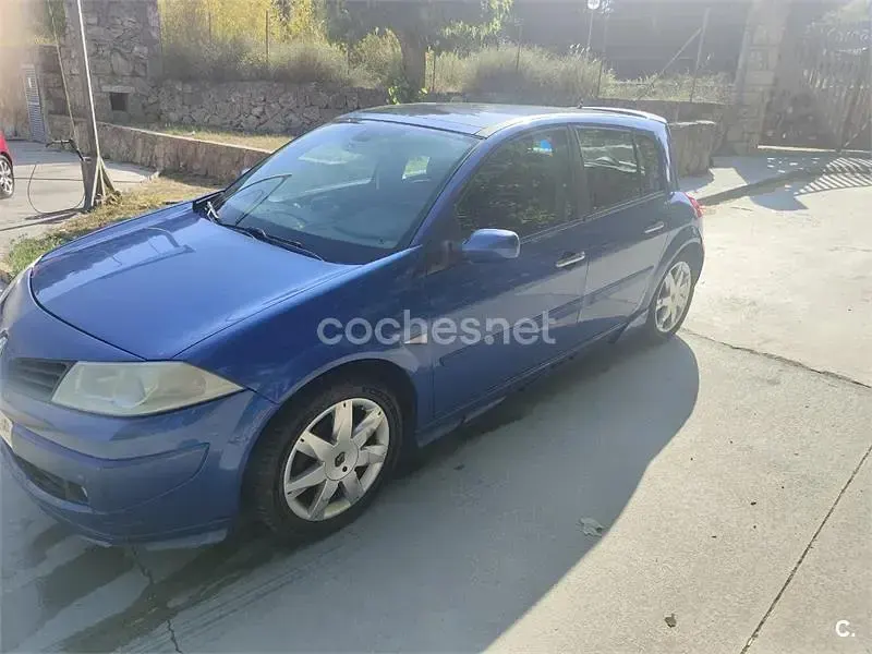 Usado Renault Mégane Extreme 110 CV (80 kW) 2007 Azul Berlina