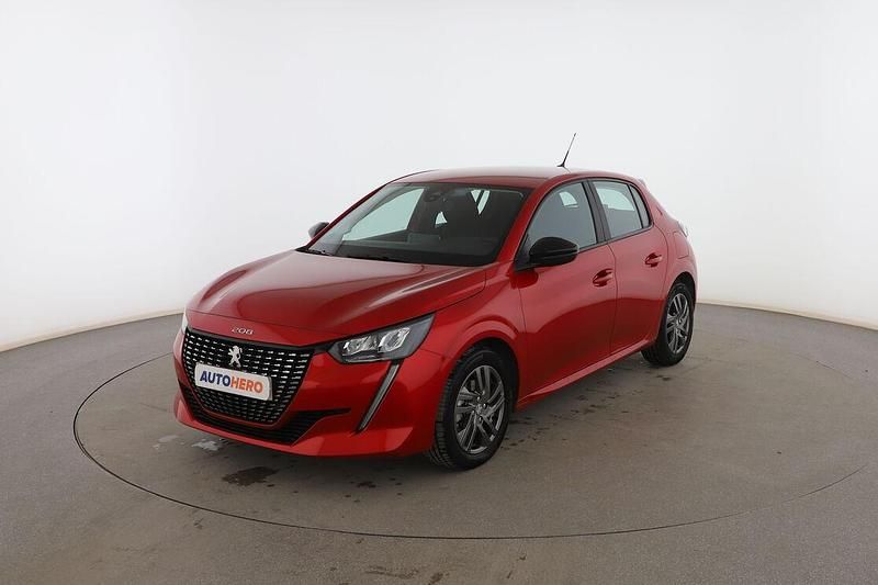 Rojo Usado 2022 Peugeot 208 Active Utilitario | 12.099 € (Precio justo) - Imagen 1/3