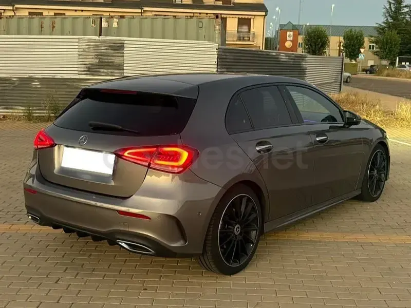 Usado Mercedes A220 190 CV (139 kW) 2019 Gris / plata Berlina