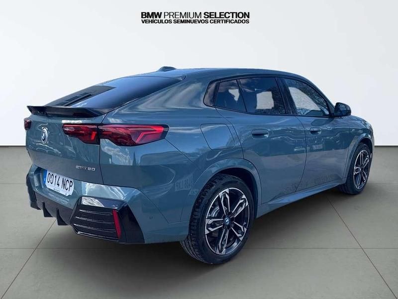 Usado BMW iX2 M Sport 150 kW (204 CV) 2025 Verde SUV