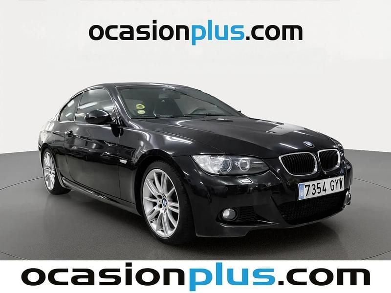 Usado BMW 320 177 HP (130 kW) 2010 Preto Coupé