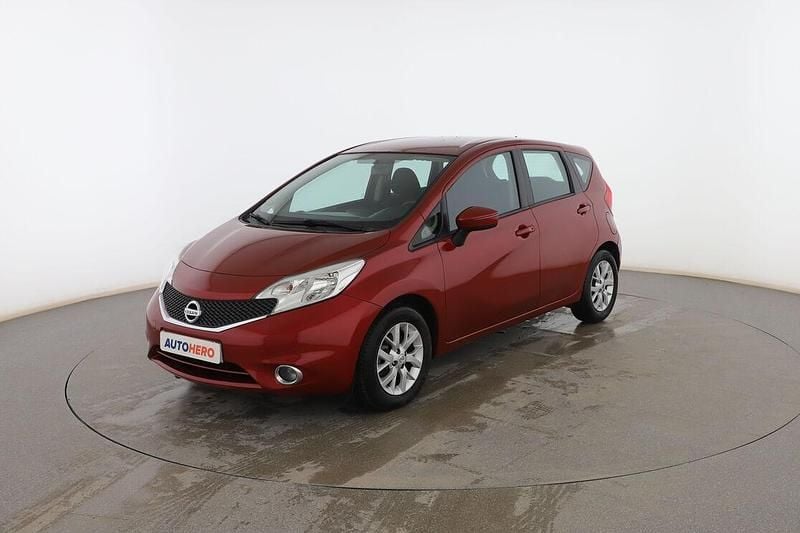 Usado Nissan Note Acenta 90 CV (66 kW) 2014 Rojo Monovolumen