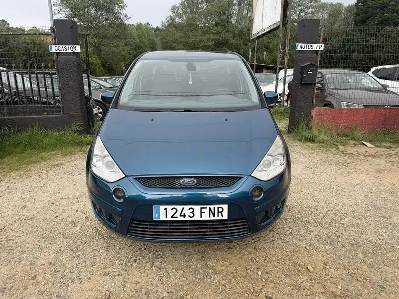 Begagnad Ford S-MAX Titanium 140 HK (102 kW) 2007 Blå Minibuss