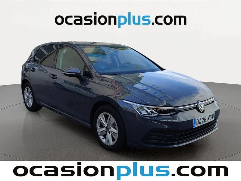 Usado VW Golf VIII Life 116 CV (85 kW) 2023 Gris Utilitario