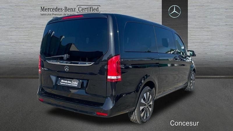 Usado Mercedes V250 190 CV (139 kW) 2023 Negro Monovolumen