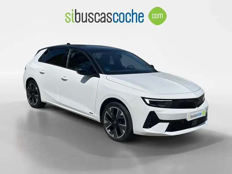 Blanco Usado 2023 Opel Astra | 34.990 € (Caro) - Imagen 1/4