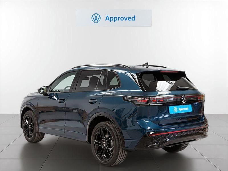 Usado VW Tiguan R-line 150 CV (110 kW) 2024 Azul SUV