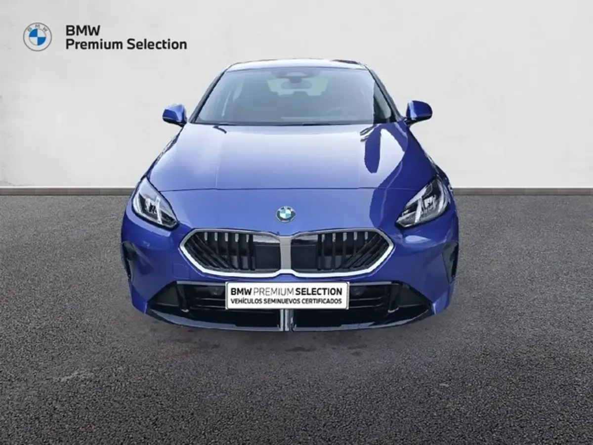 Usado BMW 116 Shadowline 122 CV (89 kW) 2025 Azul Utilitario