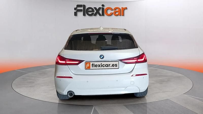 Usado BMW 118 140 CV (102 kW) 2020 Blanco Utilitario