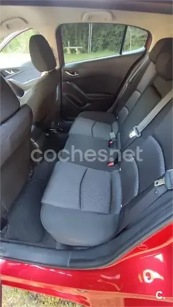 Usado Mazda 3 Style 150 CV (110 kW) 2015 Rojo Berlina