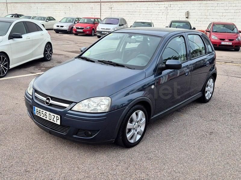 Usado Opel Corsa 100 CV (73 kW) 2006 Azul Utilitario