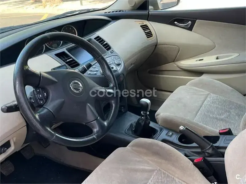 Usado Nissan Primera Acenta 120 CV (88 kW) 2004 Beige Berlina