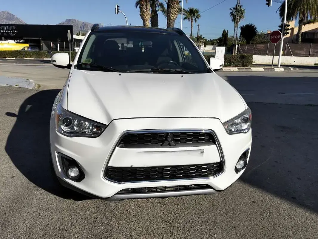 Usado Mitsubishi ASX Motion 116 CV (85 kW) 2014 Blanco SUV