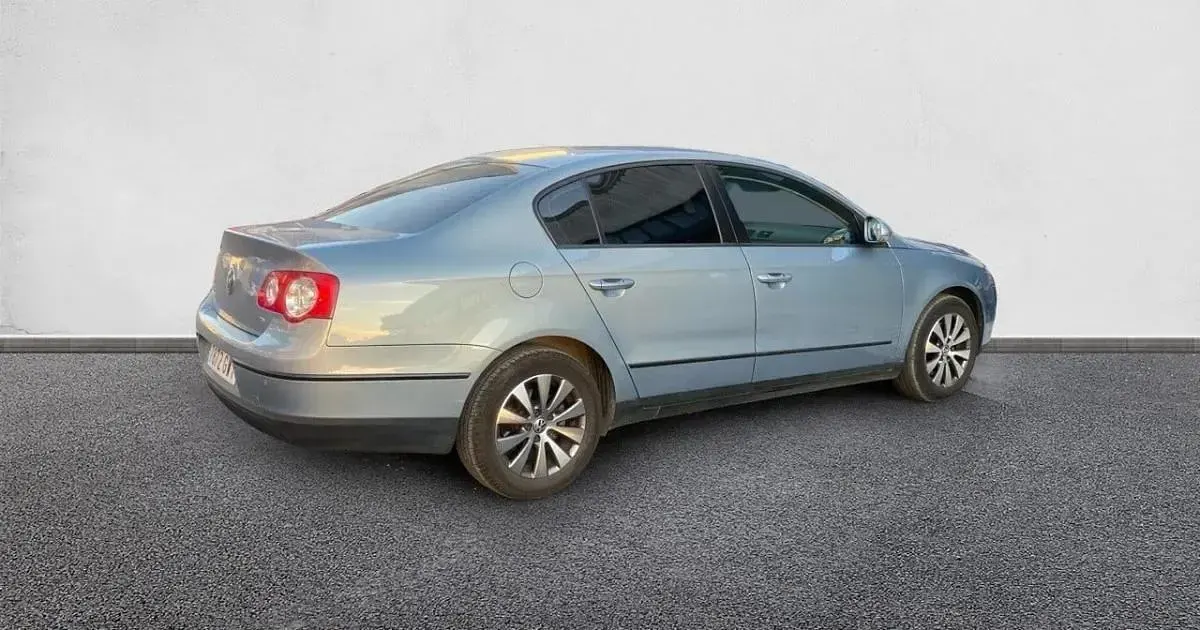 Usado VW Passat Advance 110 CV (80 kW) 2010