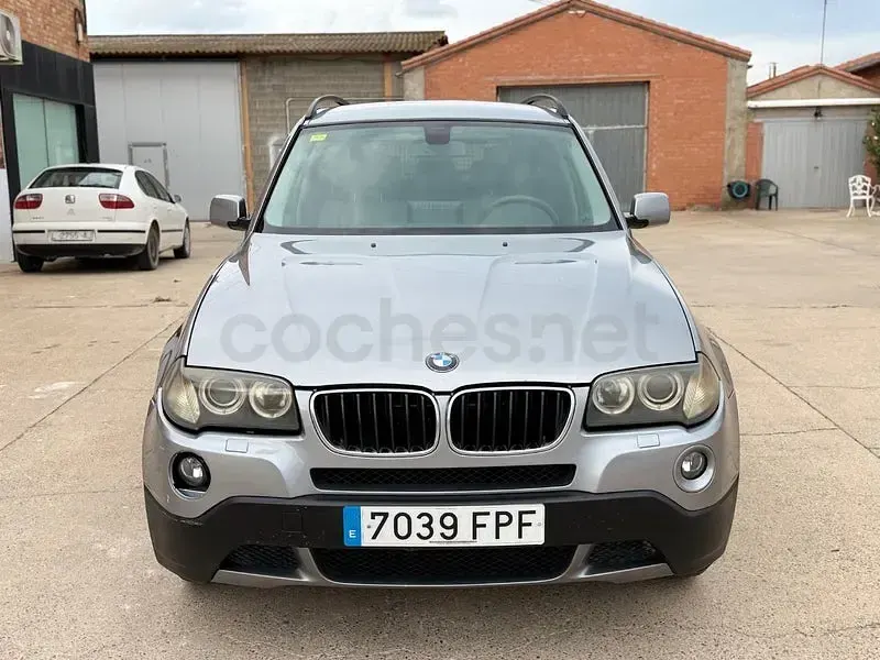 Usado BMW X3 Comfort Edition 150 CV (110 kW) 2007 Gris / plata SUV