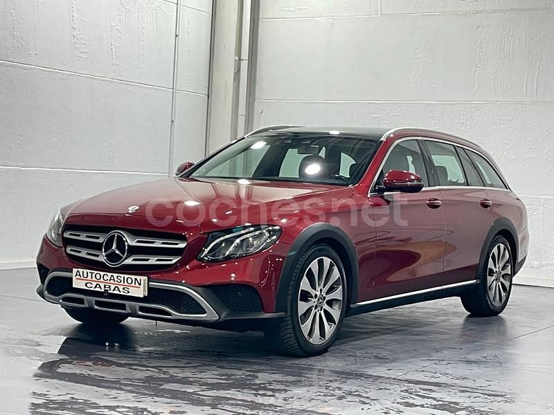 Granate Usado 2017 Mercedes E220 Familiar | 21.800 € (Precio justo) - Imagen 1/4