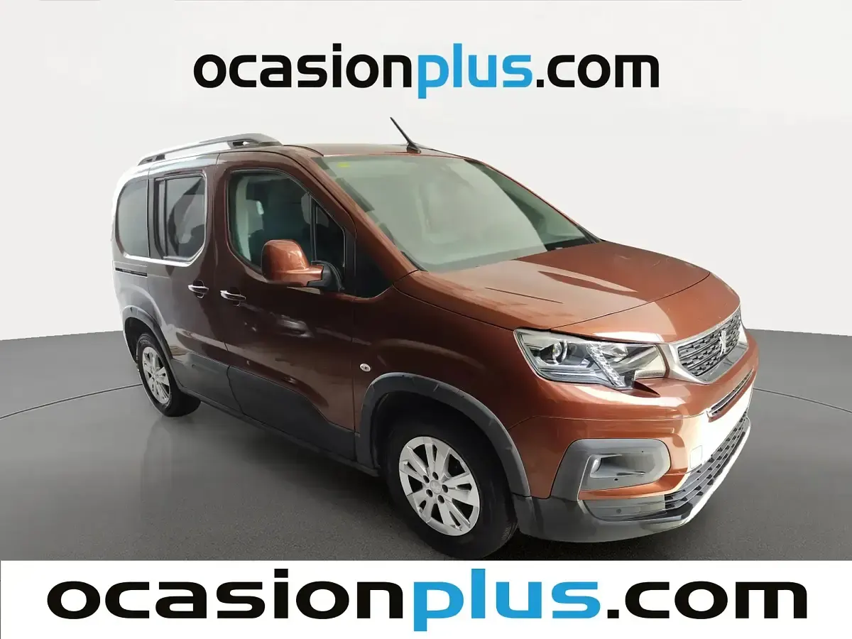 Usado Peugeot Rifter Allure 100 CV (73 kW) 2018 Marrón Monovolumen