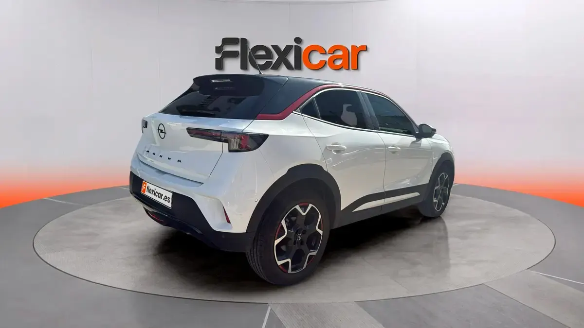Usado Opel Mokka 101 CV (74 kW) 2024 Blanco SUV