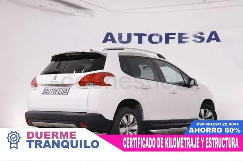 Usado Peugeot 2008 Style 100 CV (73 kW) 2016 Blanco SUV