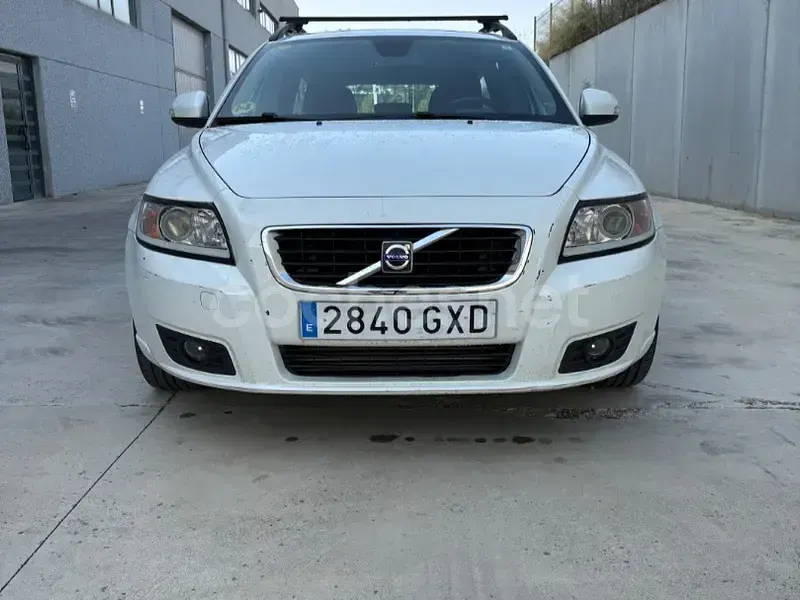 Usado Volvo V50 Momentum 150 CV (110 kW) 2010 Blanco Familiar