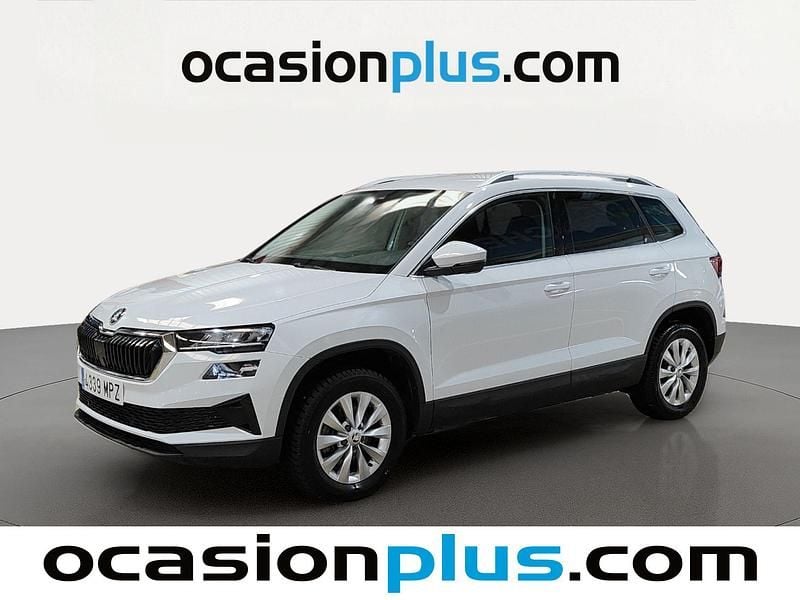 Usado Skoda Karoq Selection 116 CV (85 kW) 2024 Blanco SUV
