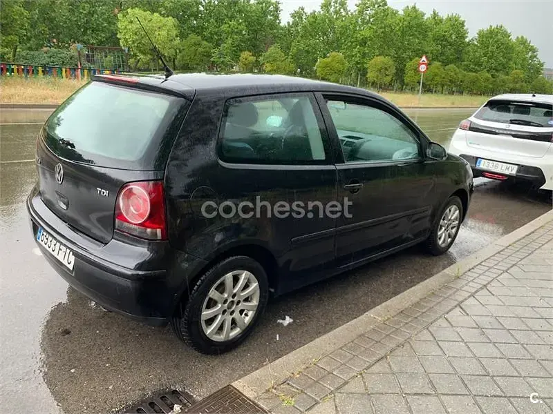 Usado VW Polo Edition 80 CV (58 kW) 2007 Negro Utilitario