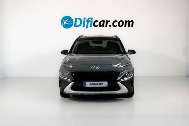 Usado Hyundai Kona 141 CV (103 kW) 2022 Gris SUV