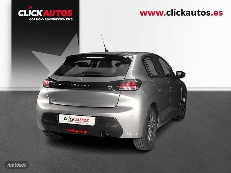 Usado Peugeot 208 Active 75 CV (55 kW) 2022 Gris Utilitario