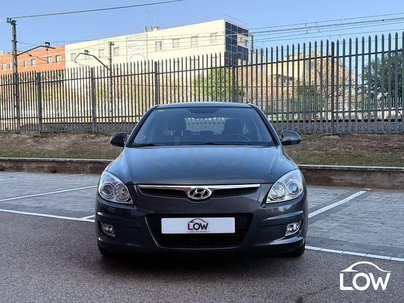 Käytetty Hyundai i30 Sport 115 HP (84 kW) 2008 Harmaa Sedan
