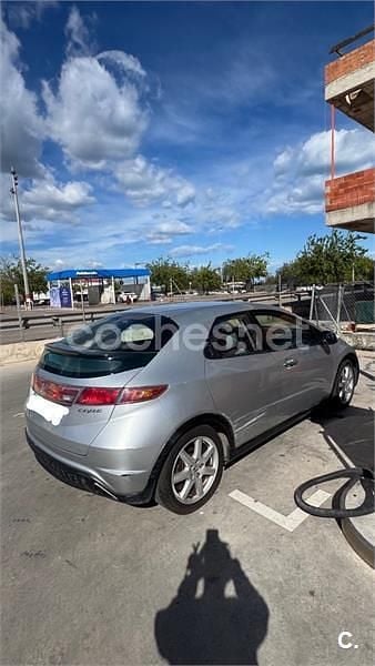 Usado Honda Civic Sport 140 CV (102 kW) 2008 Gris / plata Berlina