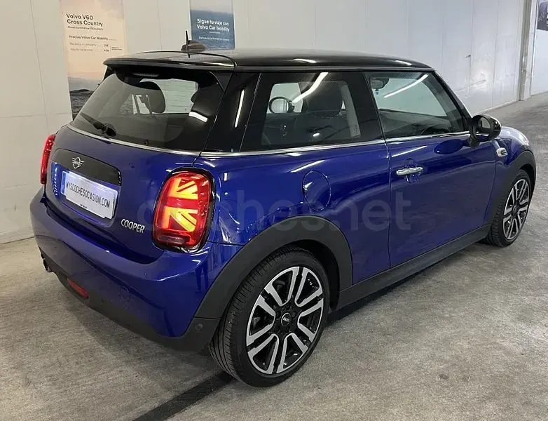 Usado Mini Cooper 136 CV (100 kW) 2019 Azul Utilitario