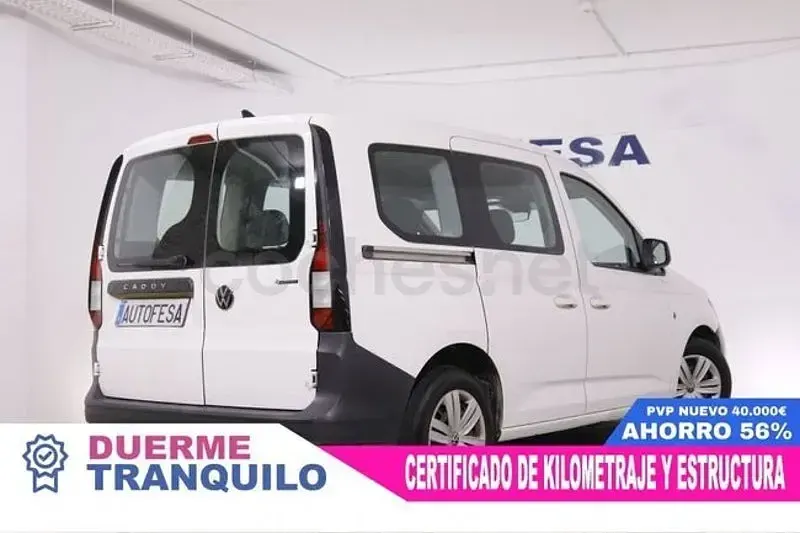 Usado VW Caddy Life 122 CV (89 kW) 2021 Blanco Monovolumen