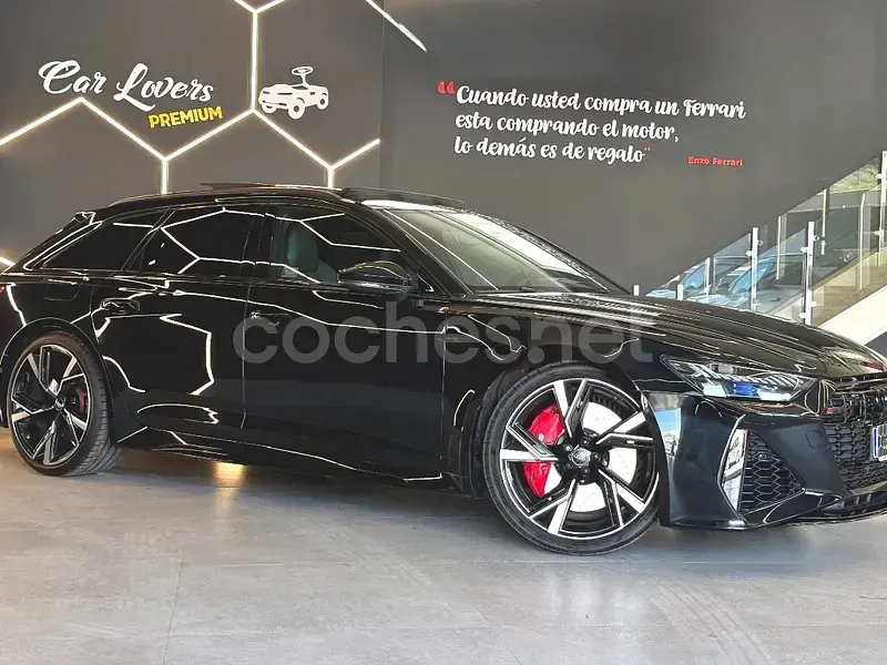 Usado Audi RS6 600 CV (441 kW) 2021 Negro Familiar