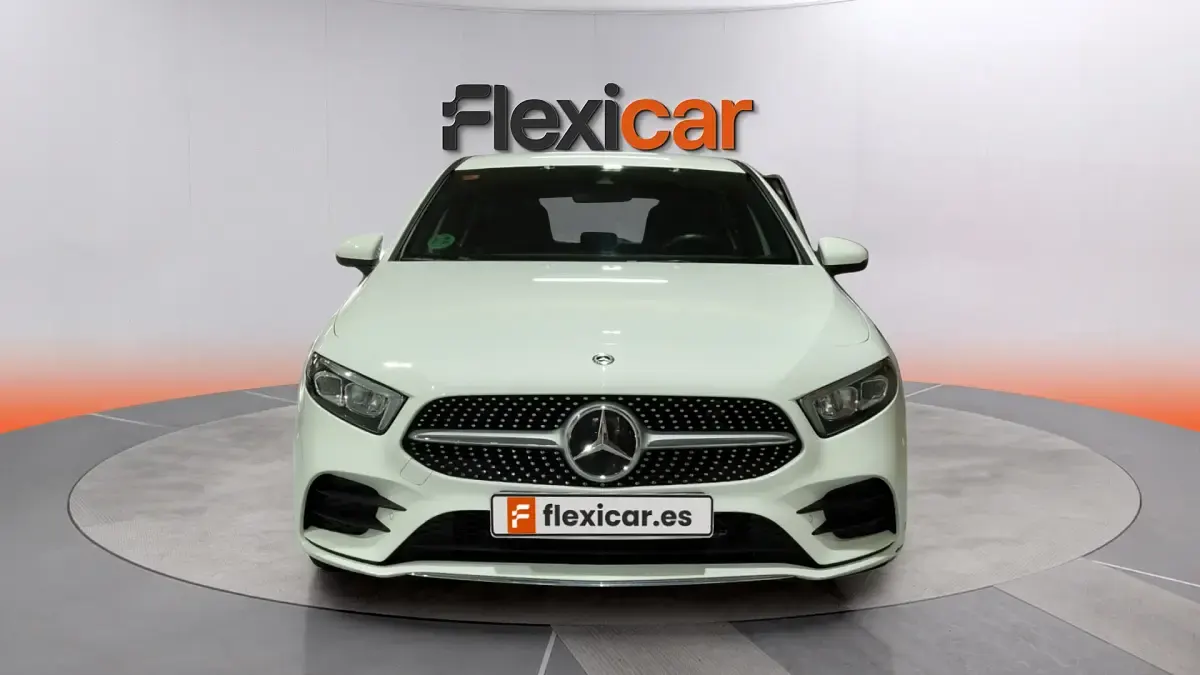 Usado Mercedes A200 150 CV (110 kW) 2019 Blanco Berlina