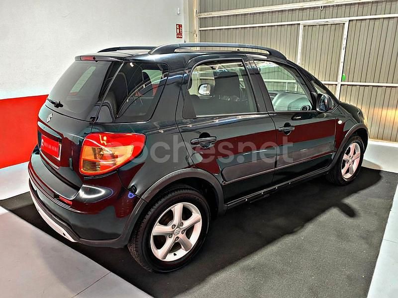 Usado Suzuki SX4 GLX 107 CV (78 kW) 2007 Negro SUV