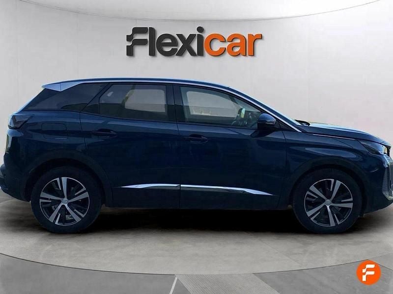 Usado Peugeot 3008 Allure 130 CV (95 kW) 2021 Azul SUV